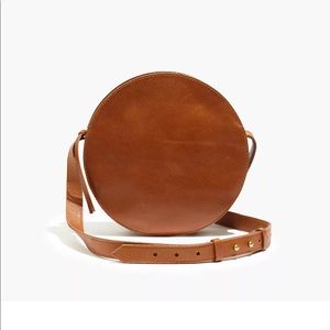 Madewell Purse: The Simple Circle Crossbody Bag in Leather